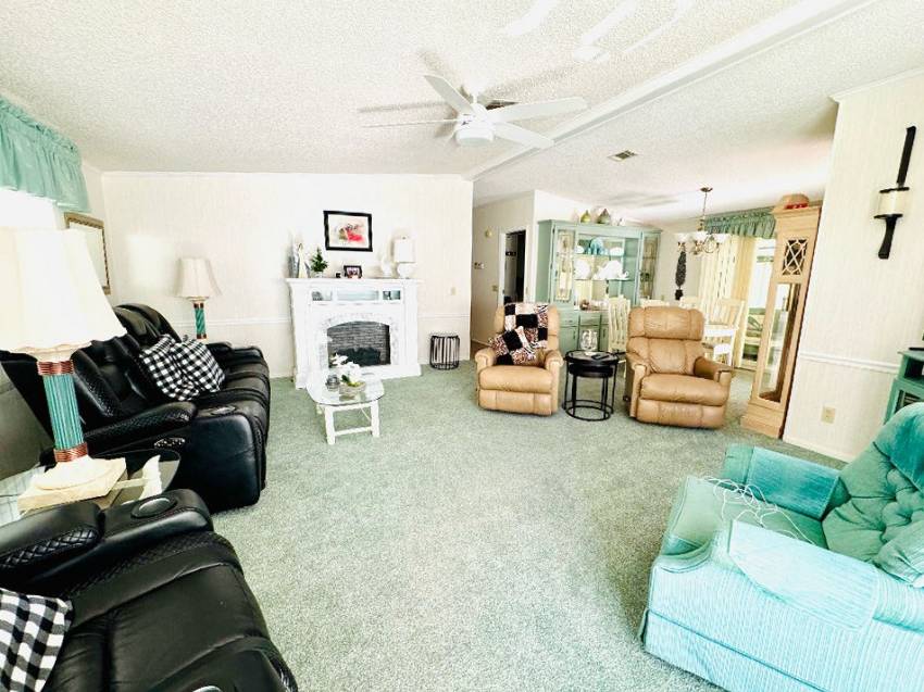 4614 Arcola Place a Lakeland, FL Mobile or Manufactured Home for Sale